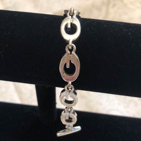 Guess bracelet - Picture 3 of 3